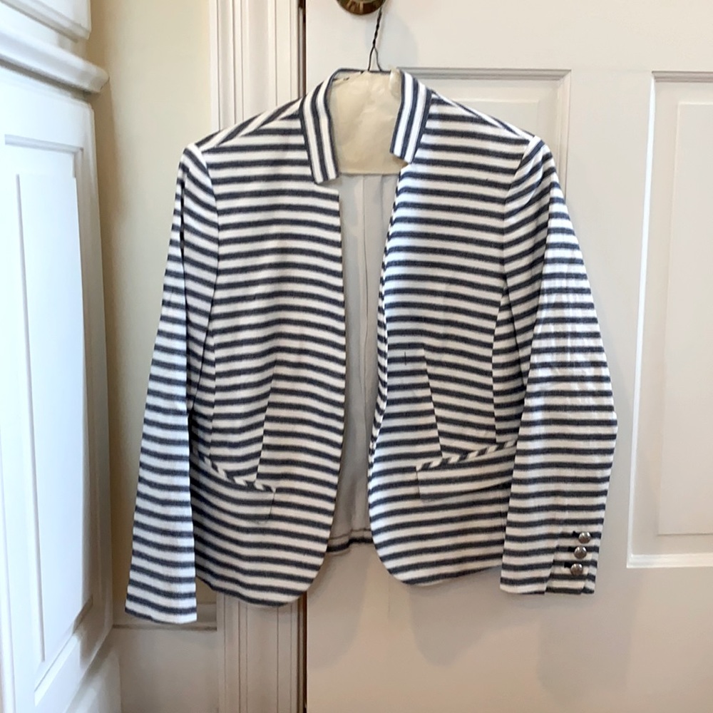 nine west blue and white stripped short jacket